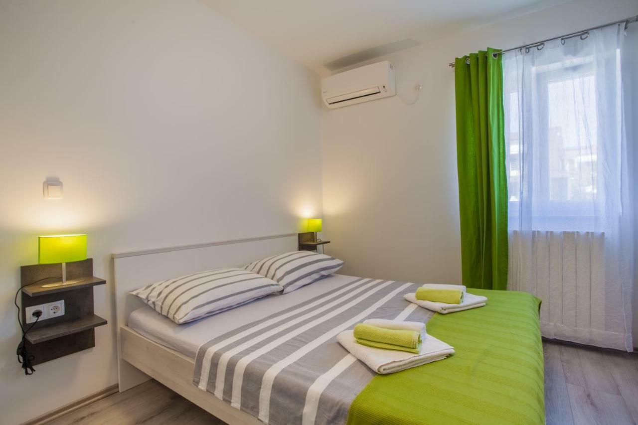 Room Elelina Cres Buitenkant foto
